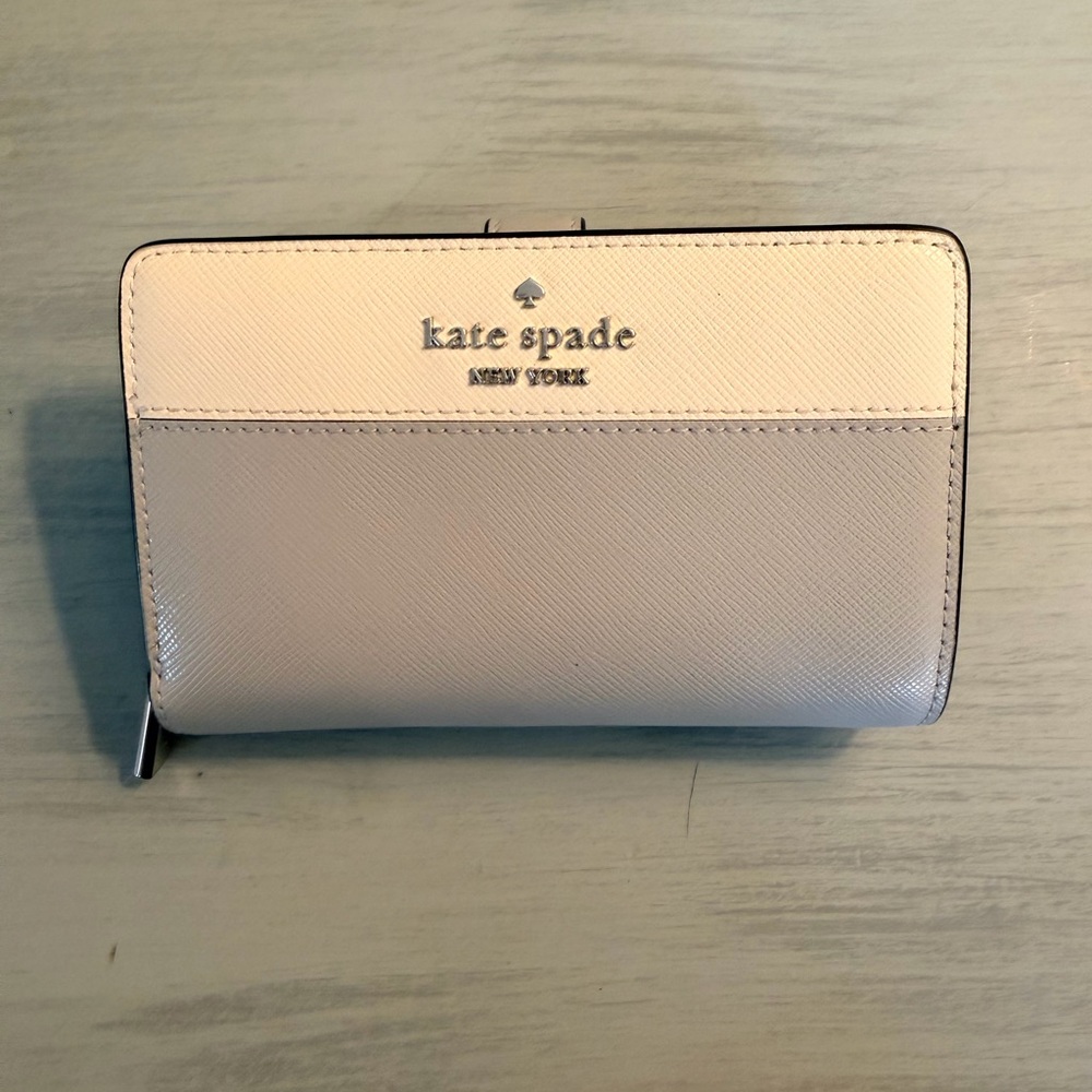 Kate Spade Cream and Gray color block Wallet